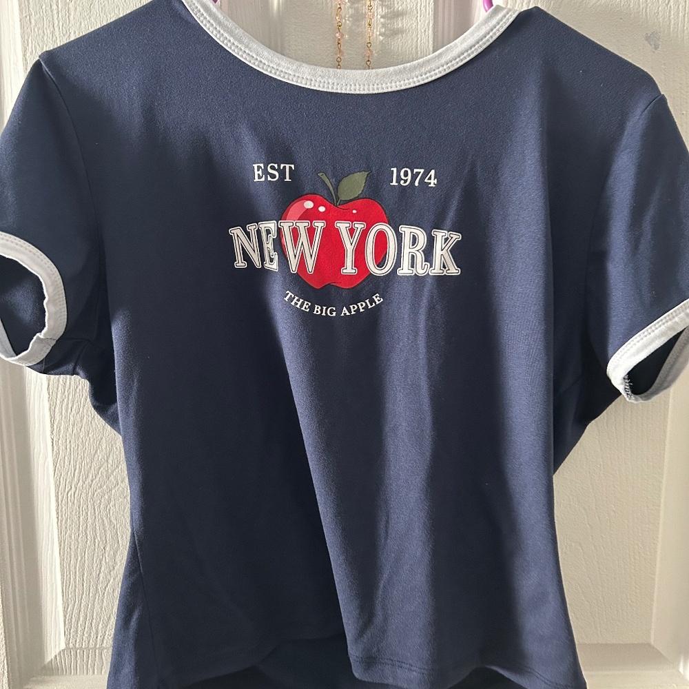 New York navy blue tee